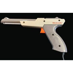 Vintage 1985 Nintendo NES Zapper Light Gun Wired R01 F